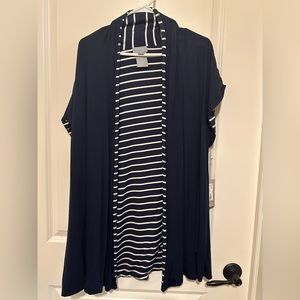 Jana navy and white reversible top.